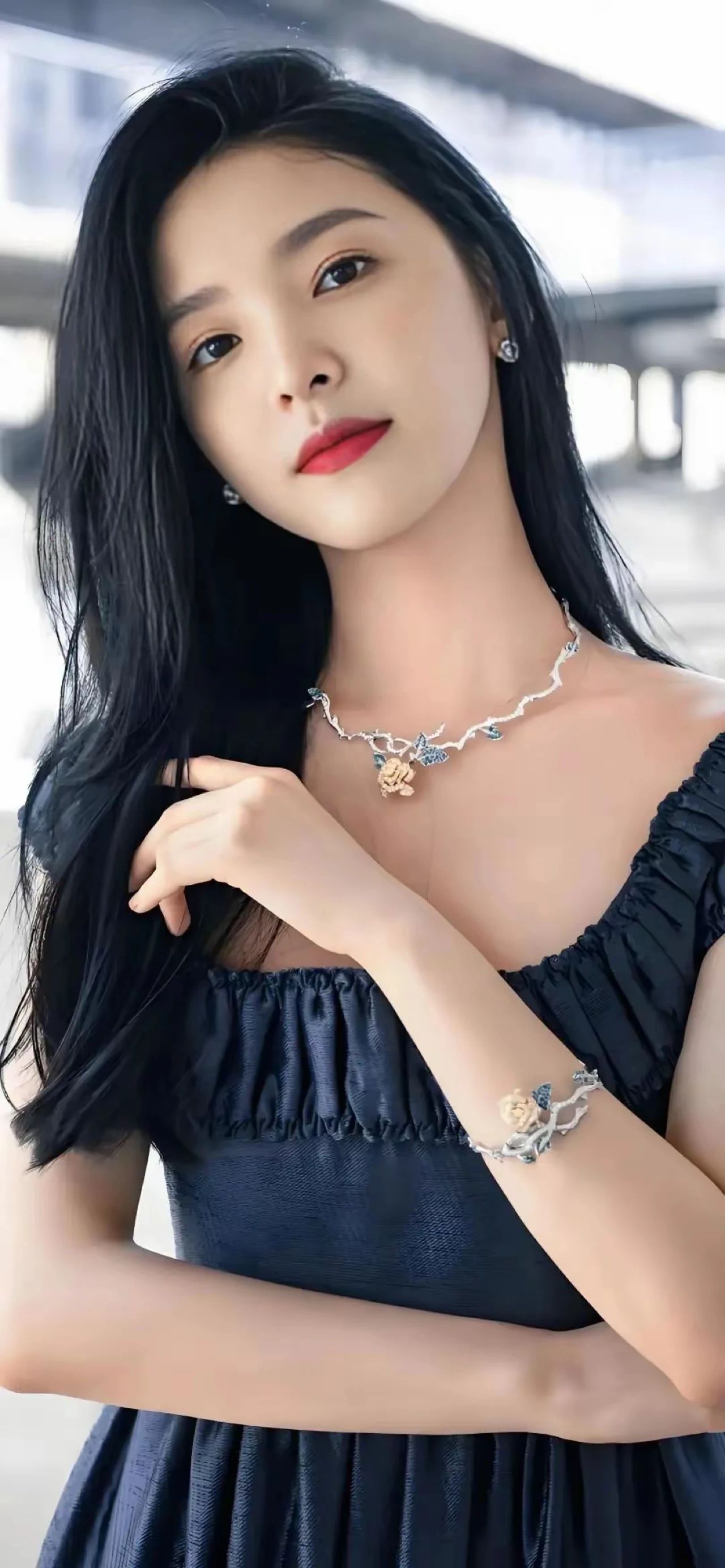 章若楠：网红校花华丽转身，成就甜剧女神之路