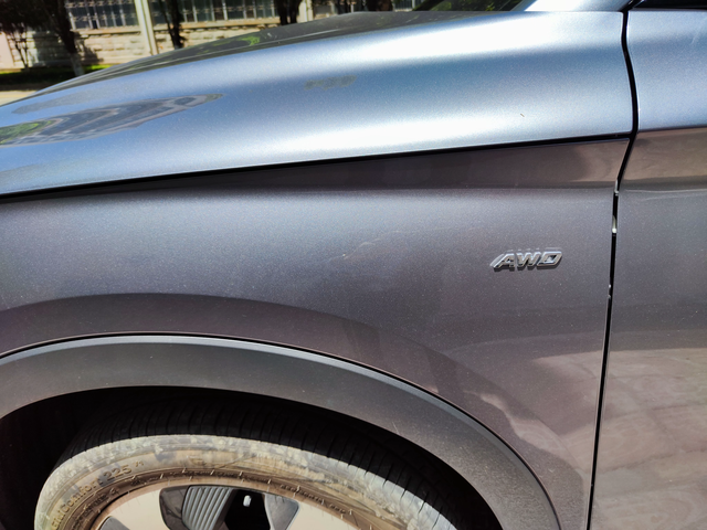 AWD确实香
跑了几天山路，超车爬坡都不在话下，就是过弯有点信心不足！刚才突然发