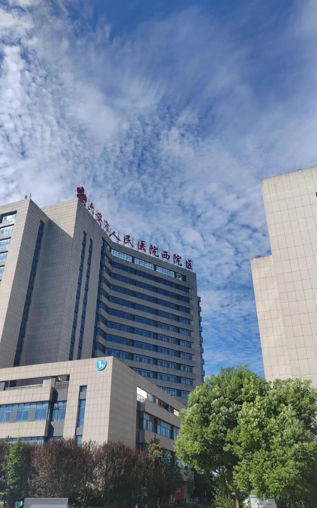我的姑姑60多岁了，
一生无儿无女，因为身体原因不能生育，
结婚15年姑父就去世