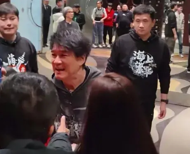 周华健和任贤齐，要来临沂开演唱会，这消息太让人兴奋了。
周华健的歌陪伴了很多人的