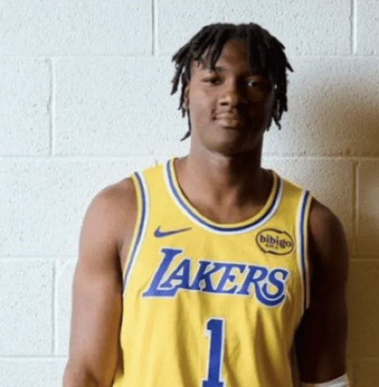 湖人召回阿杜-蒂耶罗，有可能明日首次进入激活名单
今日，据报道，湖人从南湾发展联