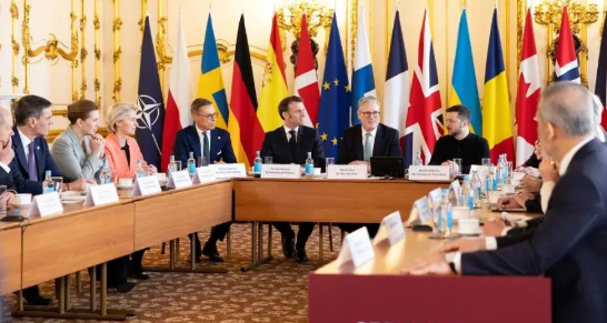 英国的这出“联欧抗俄”，直接又让俄乌冲突停火回到起点，泽连斯基被架在烤炉上，真的
