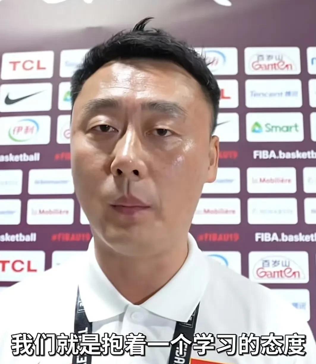 U19中国男篮让斯洛文尼亚爽了，曲绍斌要干什么？刘李要干什么？是疯了吗？继续半年