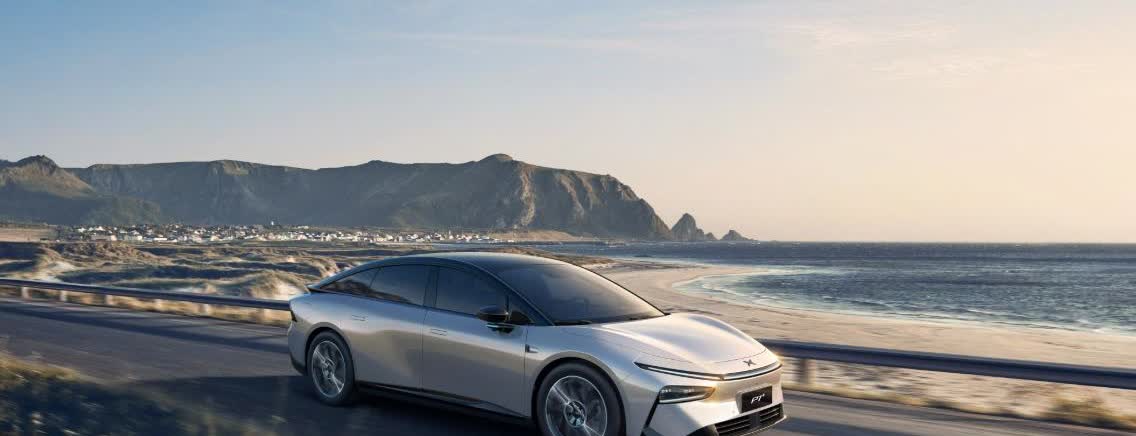 发现没？小鹏从P7+开始就玩明白了