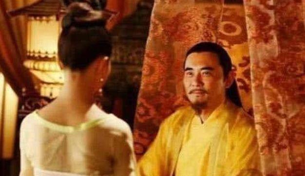 公元809年，唐宪宗趁郭贵妃不在宫里，想要临幸她的宫女郑氏，他说：“听说相士算出