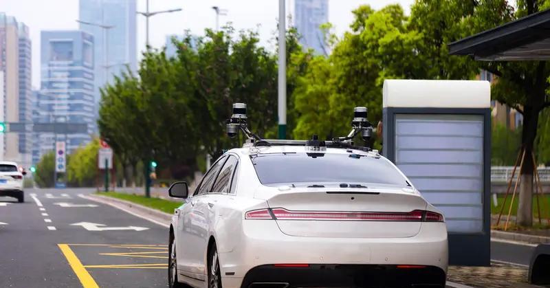#头号新车#
     当汽车变成移动生活空间的时候，我心里排名第一的新车就得是