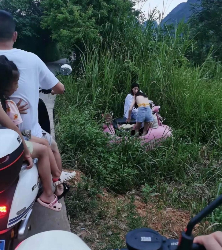 道德在哪里，底线在哪里，地址在哪里[滑稽笑]