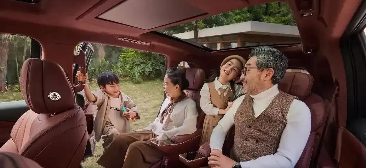 一觉醒来，车圈好消息来了，2025年国补新政策来了：

1、首次购车，并且名