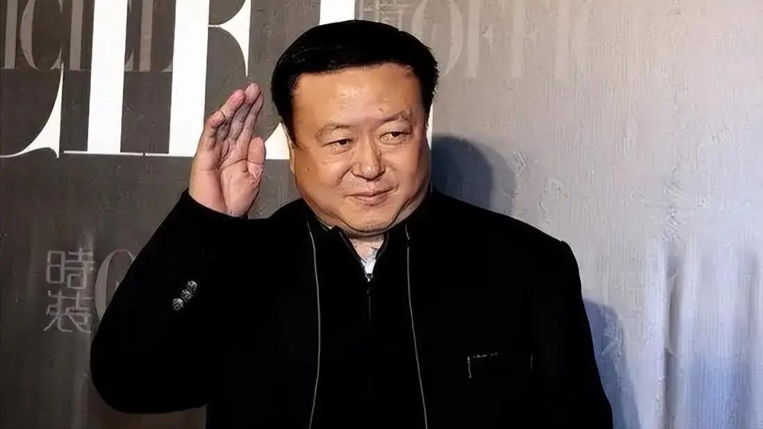 六旬名导终圆父梦：尤小刚三段婚姻背后的执着与救赎