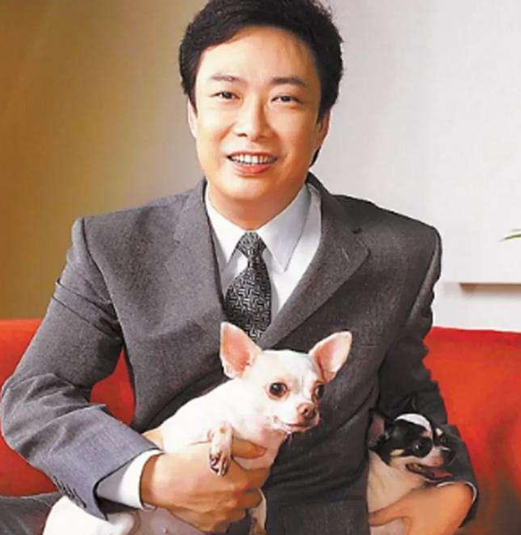 费玉清 20 亿遗产引热议！哥哥调侃留老狗，他终身未婚，痴情又通透