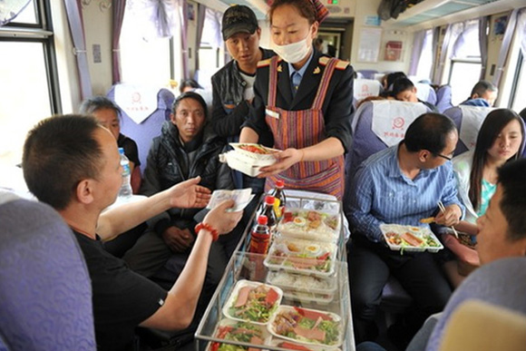 春运旅行中的饮食健康，要注意这3个小贴士，让旅途更健康