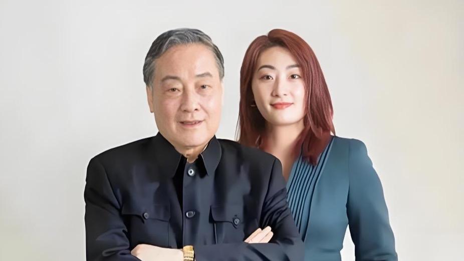 娃娃哈的“信托案”为全天下的女性敲响了警钟，不要相信任何男人的空口承诺。
香港高