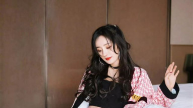 杨幂！从童星到顶流的蜕变之路