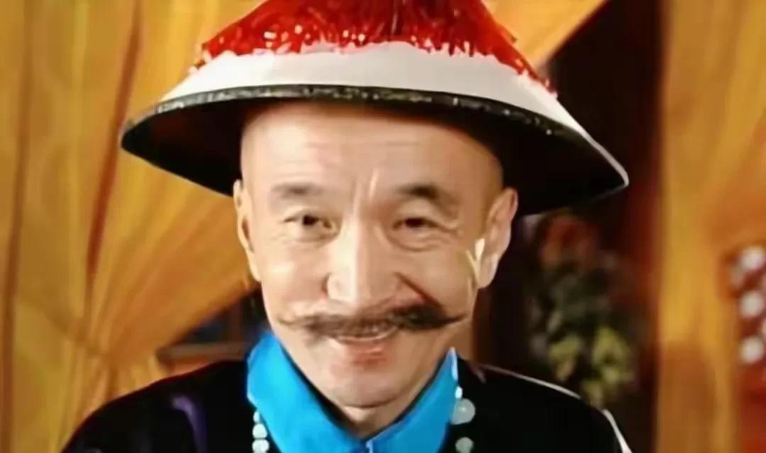 当了55年清官，活了85岁，乾隆贬了刘墉5次，嘉庆却给了他新生
紫禁城的青砖被雨