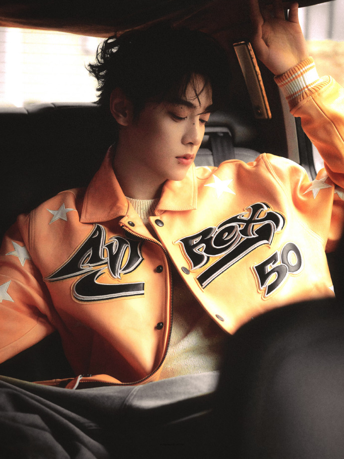 田栩宁已经说过很多遍
没有孩子就是没有孩子
有时间不如来吃汉堡王