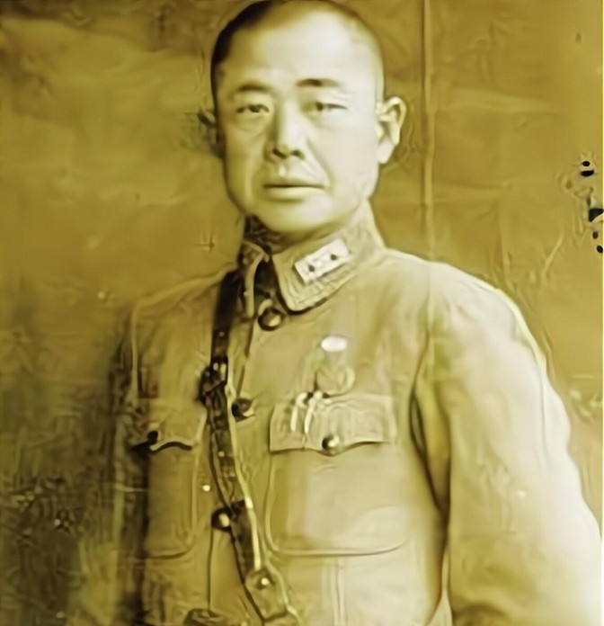 1948年9月，赋闲许久的陈明仁突然成了香饽饽，胡宗南、杜聿明、白崇禧都发出邀请