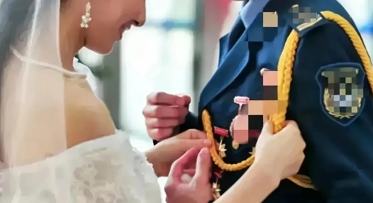 军婚不容破坏！河北邯郸，一女子的丈夫是现役军官，其本人在酒店工作，疫情期间，女子