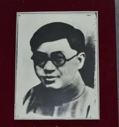 1934年，陈仲亭决定起义，为此，他开会部署起义事宜，谁知散会后，却出现了一个叛