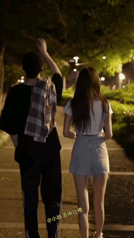 转身回眸的那一刻， 
未来大家各自安好……
个中滋味，
只有自己知道！
   [