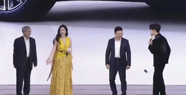 奇瑞现在也是好起来了！搭上了华为，也就意味着搭上了华为的营销台柱子余承东。

4
