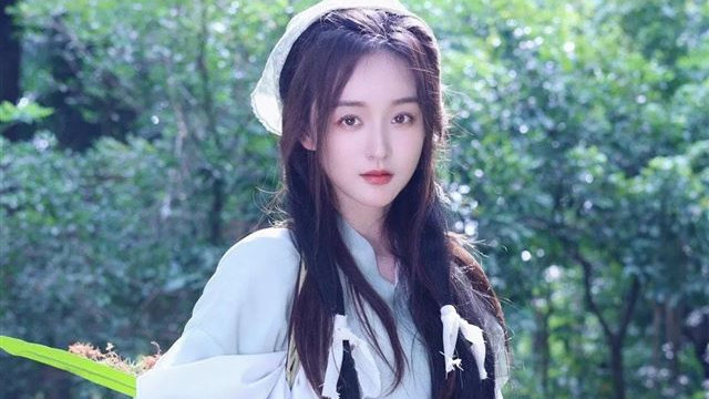 重庆是一个非常出美女的地方，看着10位重庆女星你最爱谁。