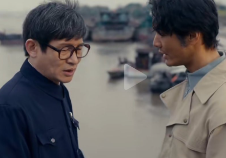 小城大事》黄晓明只要不耍帅，演技还是可以的。

黄晓明饰演的郑德诚，可以说是直接