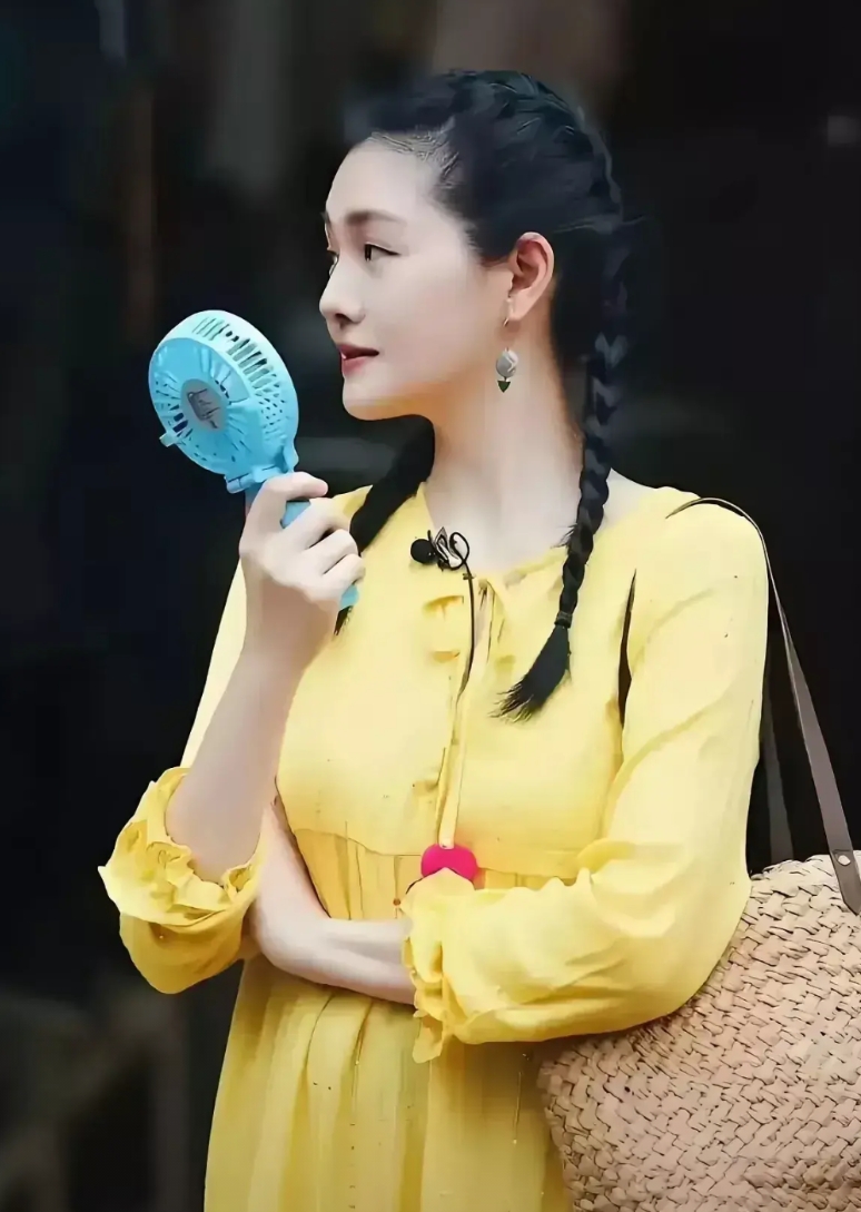 失去大S的护佑小S寸步难行
1.大S是她的情感靠山：小S曾在采访多次中坦言，“没