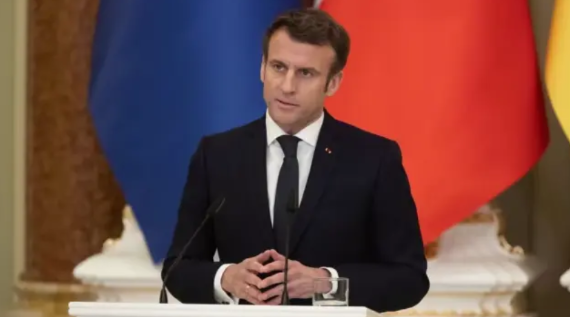 马克龙：普京才是拿第三次世界大战赌博的人

针对美国总统特朗普指责泽连斯基“拿第