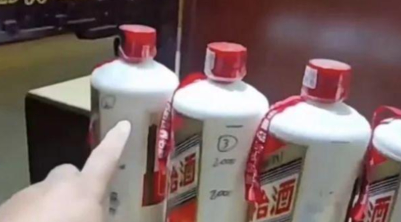 “玩不起了！”上海男子发现一航空公司有推销活动，说只要飞往贵州，就能以1499元