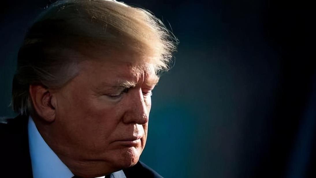 中国的寸步不让，让一厢情愿的特朗普，尝到了骑虎难下的滋味