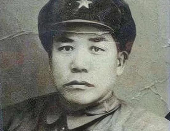 毛主席审阅大授衔名单时，突然问道：“军中吕布”为什么不在？
“名单里没有吕俊生？