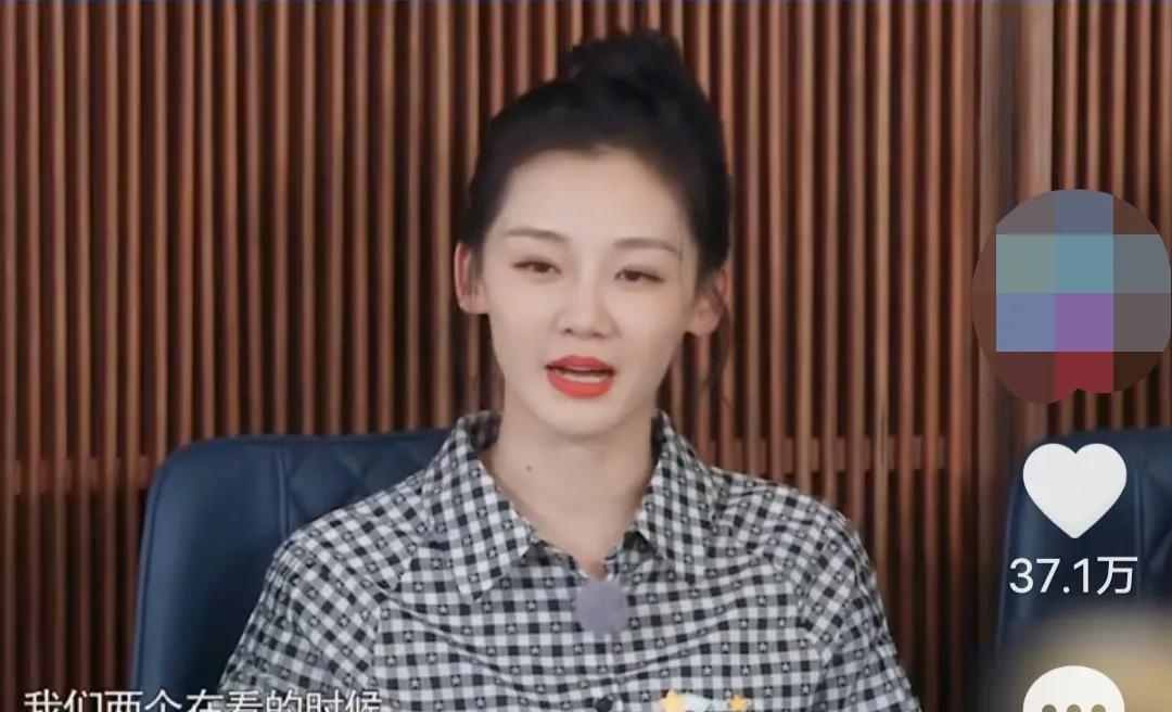 苗苗曾说：“我在团里跳舞的时候，天天看跑男。我妹喜欢李晨，我觉得郑凯不错，挺阳光