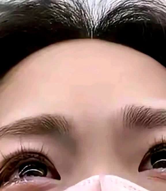 谁能救救我呀？

想考个驾照，以后出行也方便，问了好多人都说好考，我就报了名