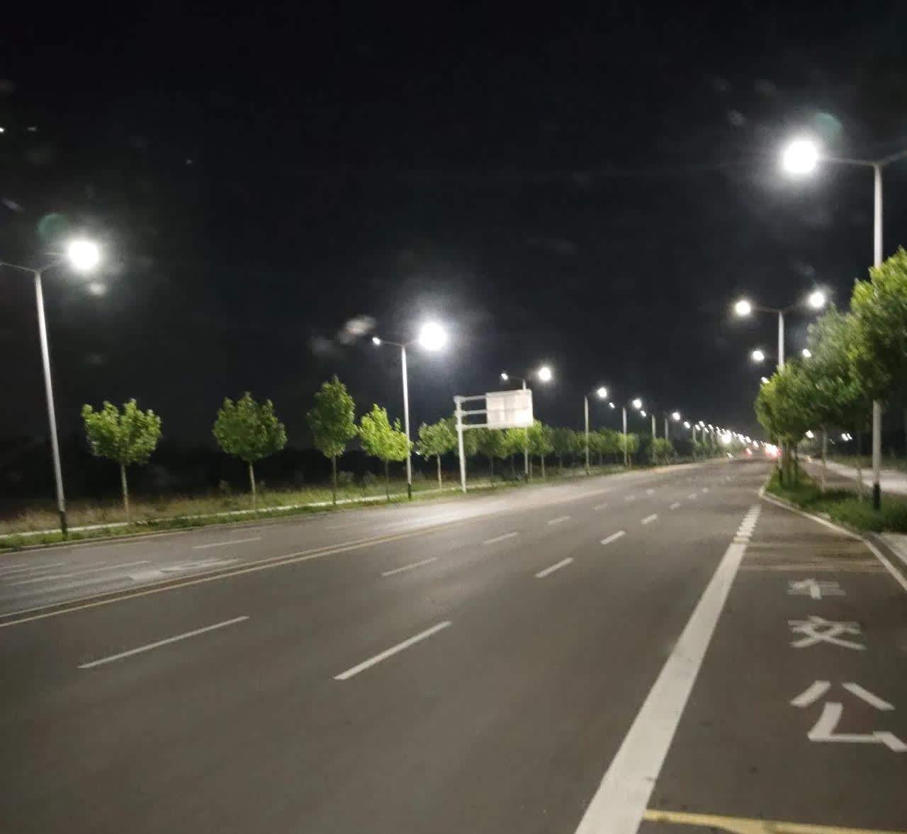 山东潍坊

一座频繁改城市道路名字的城市

今晚路过潍坊高新区，走的宝通