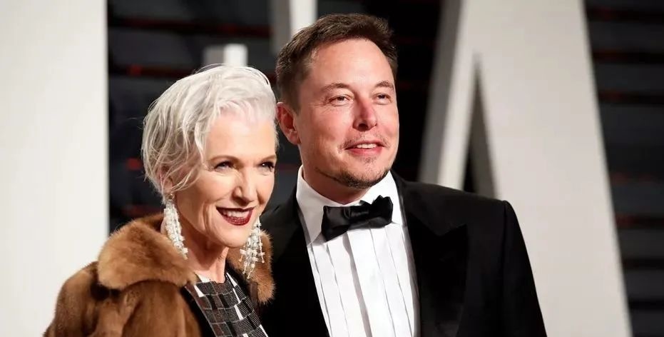 世界首富马斯克76岁母亲梅耶，再次语出惊人：一个女人最大的底气，不是长的漂亮，更
