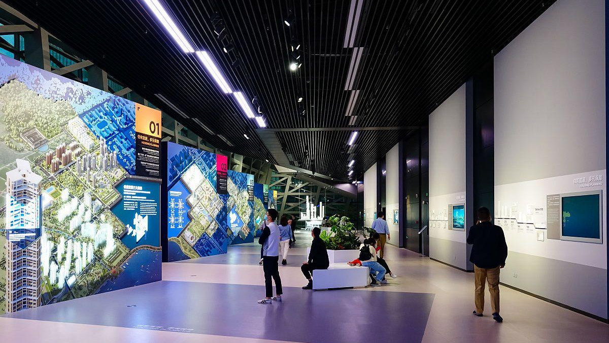 团队讲解：展馆里的“静音讲解专家”