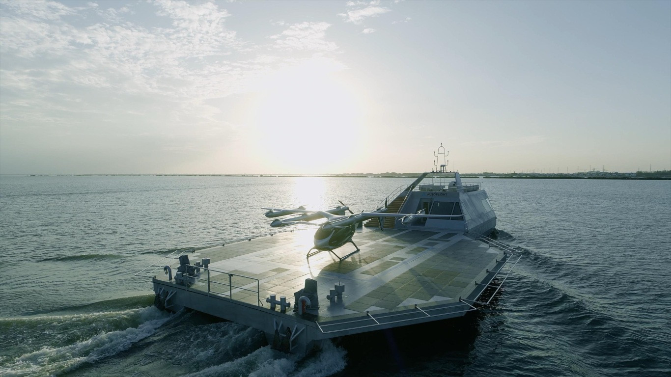海空一体筑基，商业化运营开路，低空经济打通两大关键瓶颈