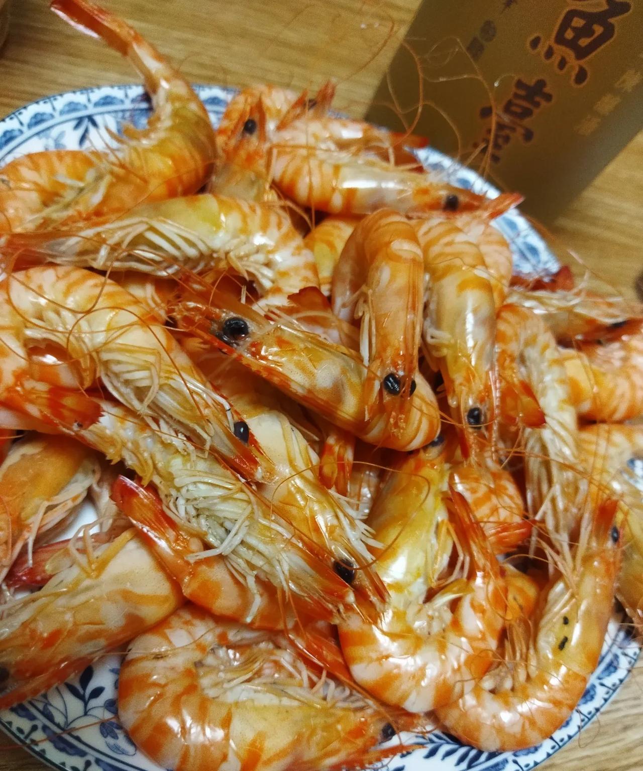 回自己家看着，看着我家班主任给我做的饭，结婚四十多年了，还总是不能令我满意。得啦