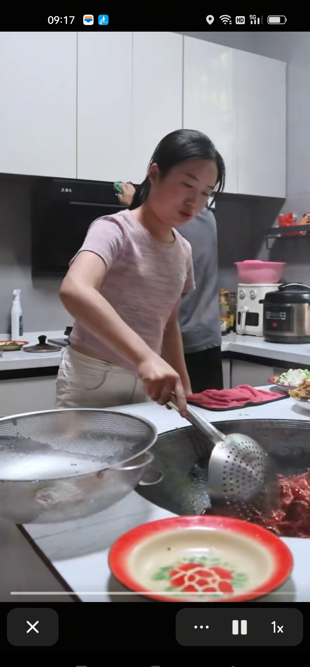 标题：菲利斯老李分道扬镳，各自境遇大不同











---



