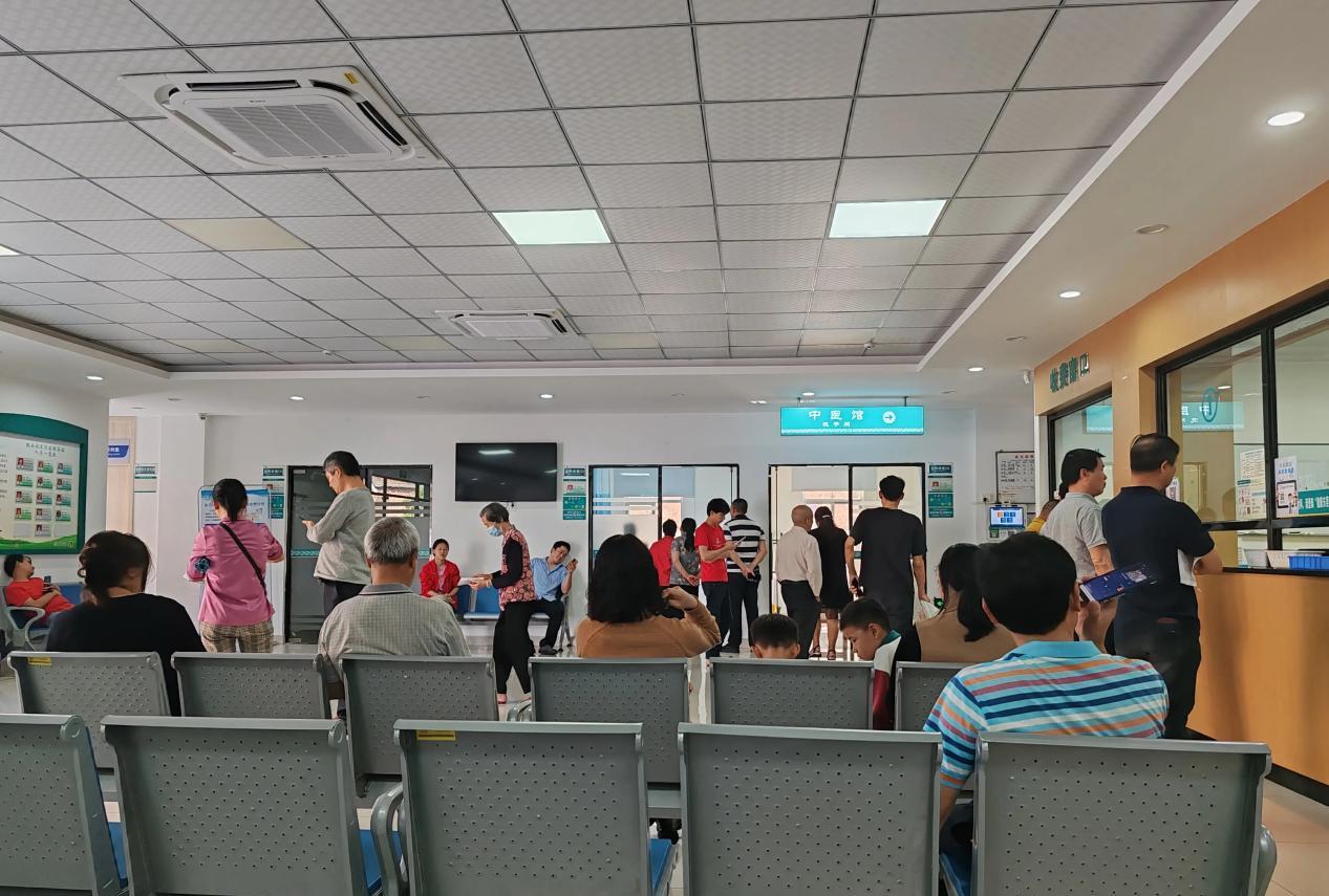 当这个28岁程序员刚走向职场巅峰，突然确诊大病，人生长路又该怎么修复？
28岁，