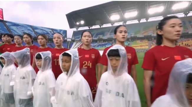 尽管中国女足未能在东亚杯中打破与日本女足多年不胜的局面，但这场平局并不全是负面信