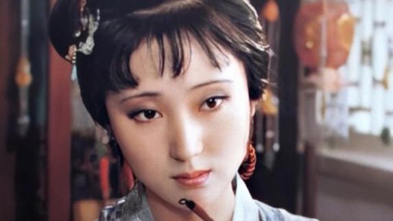 新《红楼梦》林黛玉演员敲定，定妆照流出，周冬雨如何征服观众？