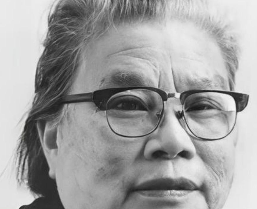 1983年9月25日，康克清上车后，给司机说：“刘师傅，我孙子犯罪了，昨天被枪毙
