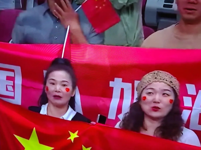 亚洲杯决赛，郭士强教练安排胡明轩三分球最后一击，是否有点欠妥？
我觉得，中国队在