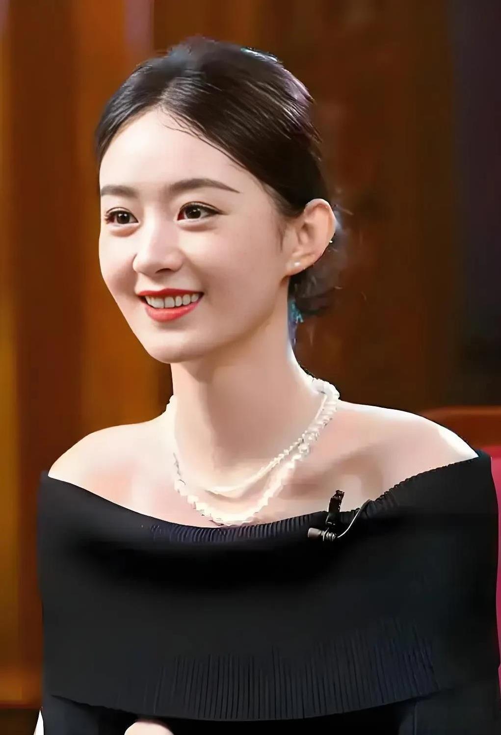 娱乐圈最有主体性的或许是赵丽颖和宋慧乔
娱乐圈女人这一生活明白的，我最佩服赵丽颖