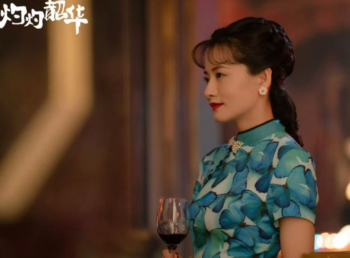 柴碧云新剧女本位台词格局， 二妞的蜕变太燃了！从怕被揭过往的露凝香，到敢直面回击
