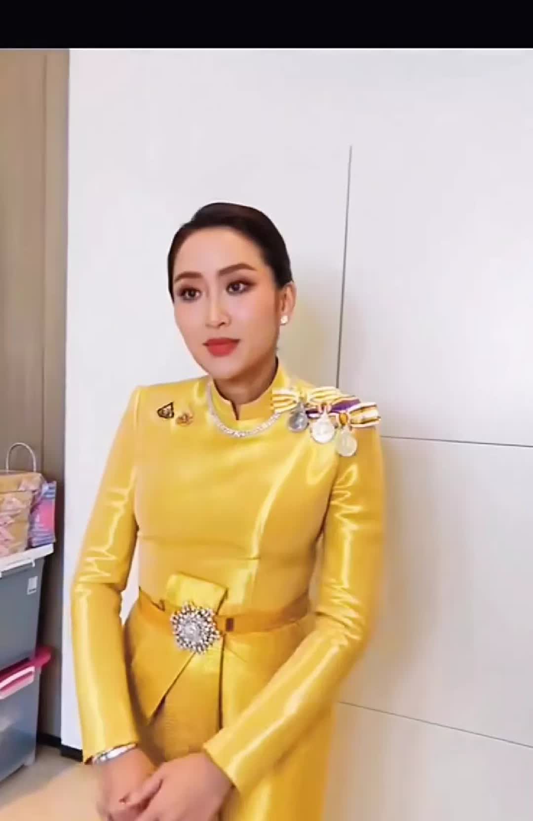 老虎不发威，你当我是病猫呢？

泰王会不会为自己的利益集团发一回威，震慑一下