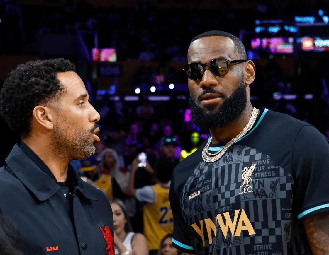 根据ESPN记者Windhorst的报道，湖人球员勒布朗-詹姆斯与其商业伙伴马弗