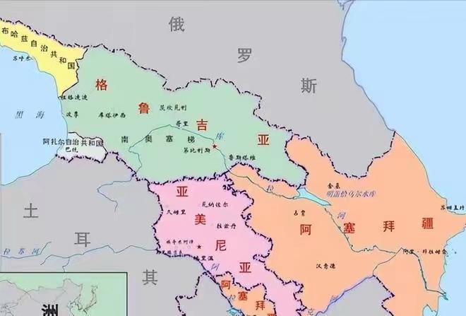 阿塞拜疆给乌克兰最大的建议，就是千万不要承认土地被俄罗斯占领，一定要想办法收回。