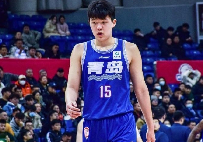 杨瀚森未来前景。外网reddit和x转了一圈，收集了一些信息。
两个阶段
开拓者